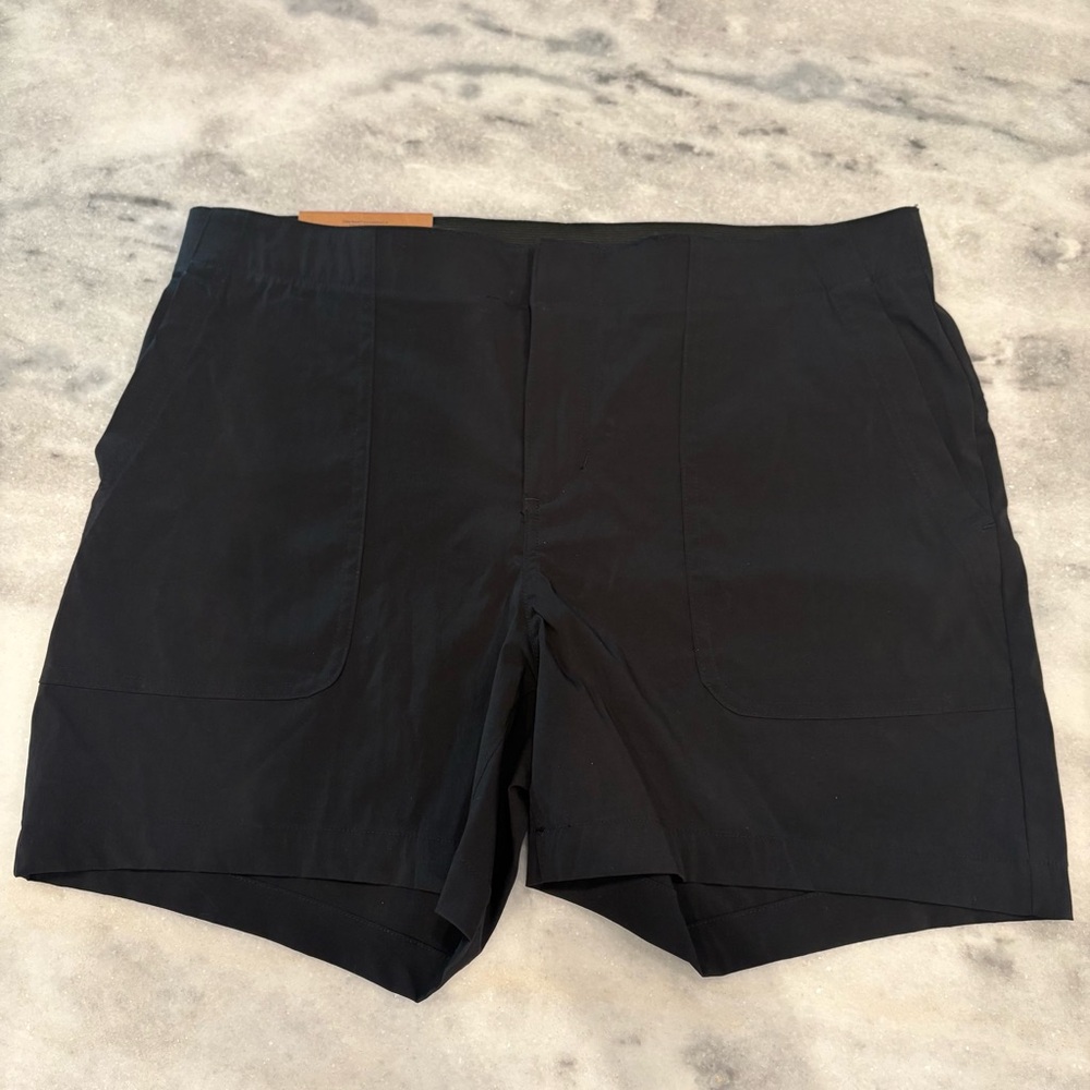 NWT Eddie Bauer Black Women's Hiker Shorts